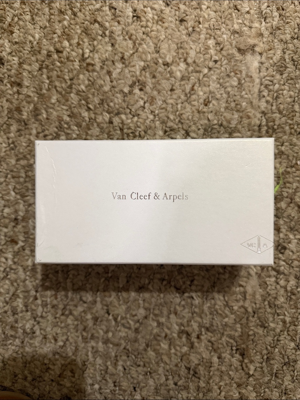 Van Cleef & Arpels white cardboard box